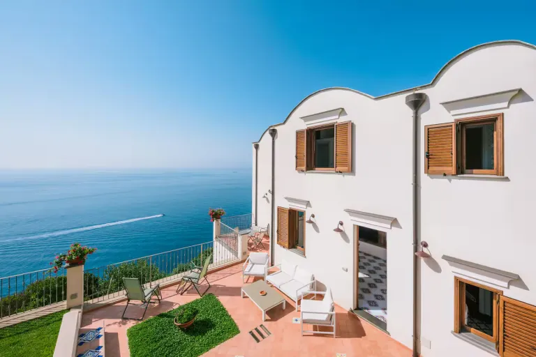 Airbnb Stays in Amalfi Coast