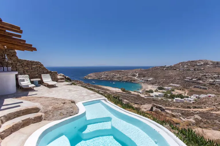 private pool luxury villa Airbnb in Mykonos