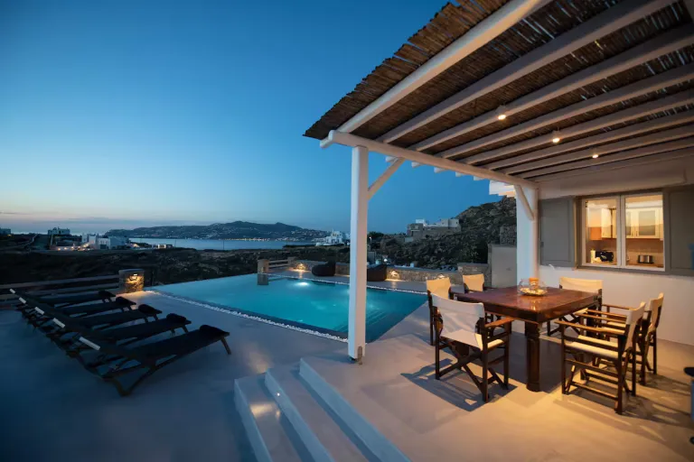 private pool luxury villa Airbnb in Mykonos