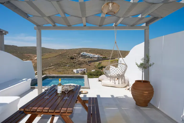 private pool luxury villa Airbnb in Mykonos
