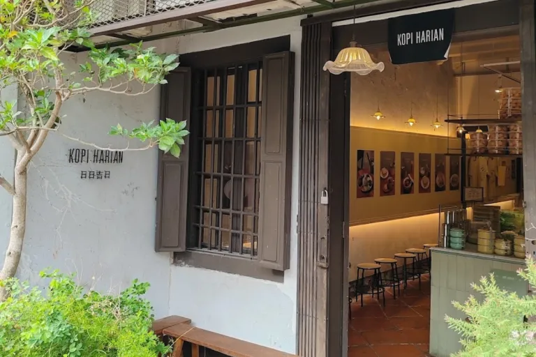 Melaka Caf&eacute;s