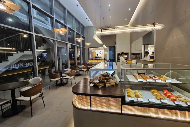 Melaka Caf&eacute;s