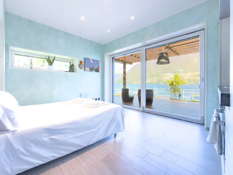 Airbnb near Lake Como
