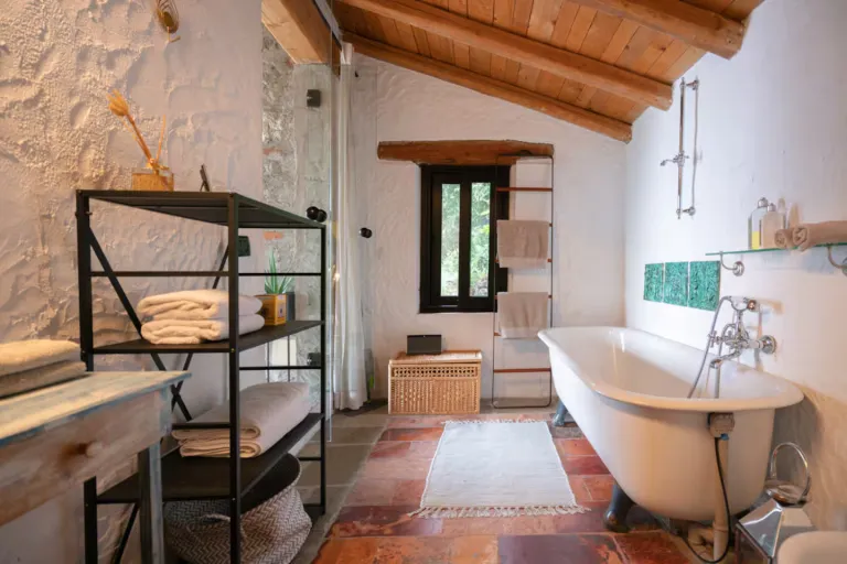 Airbnb near Lake Como