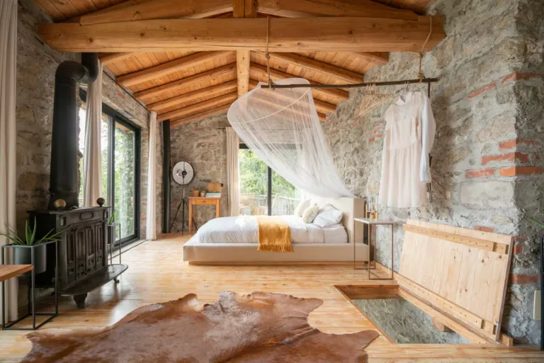 Airbnb near Lake Como