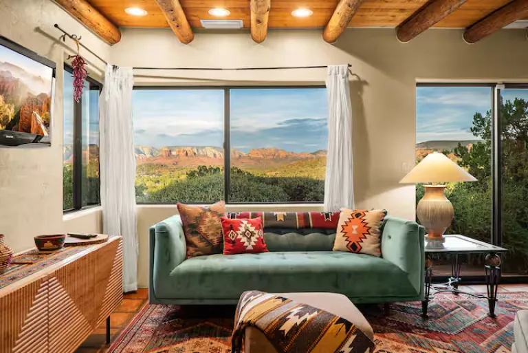 Airbnb in Sedona Arizona with Red Rock Views