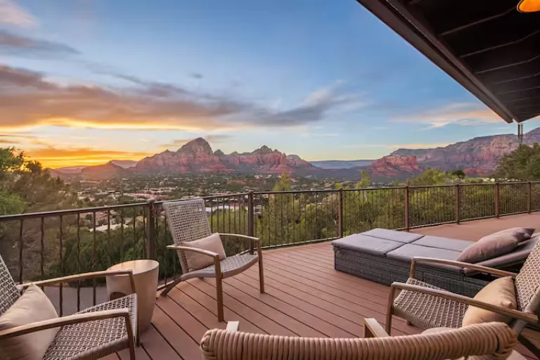 Airbnb in Sedona Arizona with Red Rock Views