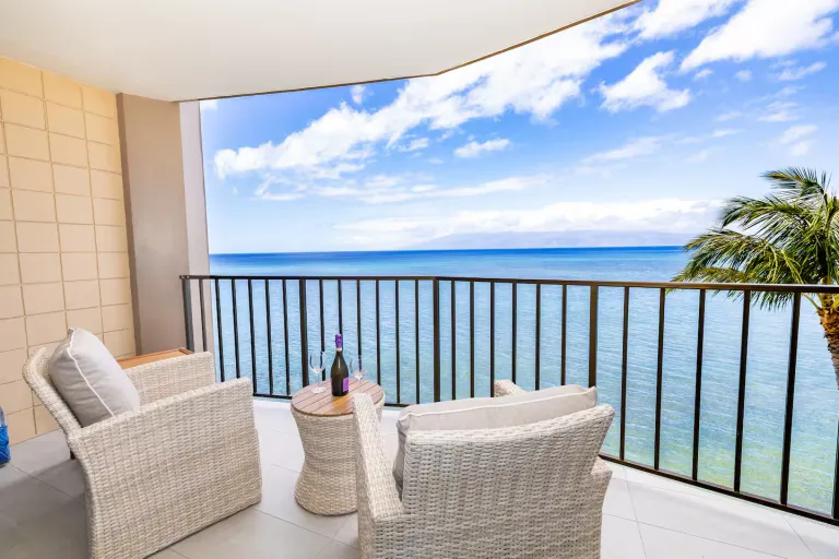 beachfront Airbnb in Maui