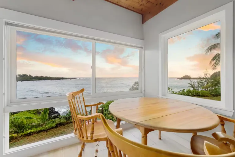 beachfront Airbnb in Maui