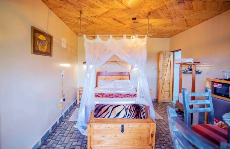 Airbnb Stays in Kenya for Wildlife Experiences