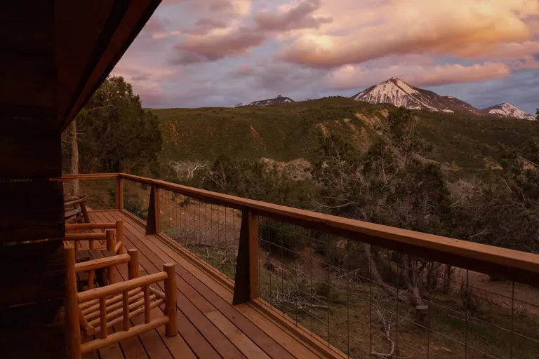 Best 2026 Airbnb Cabin Stays in Colorado Rockies