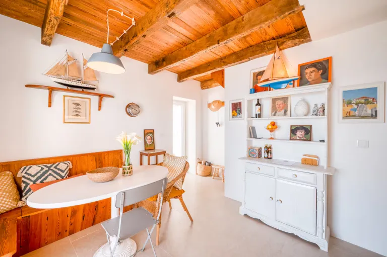 Airbnb Stays in Madeira with Ocean Views