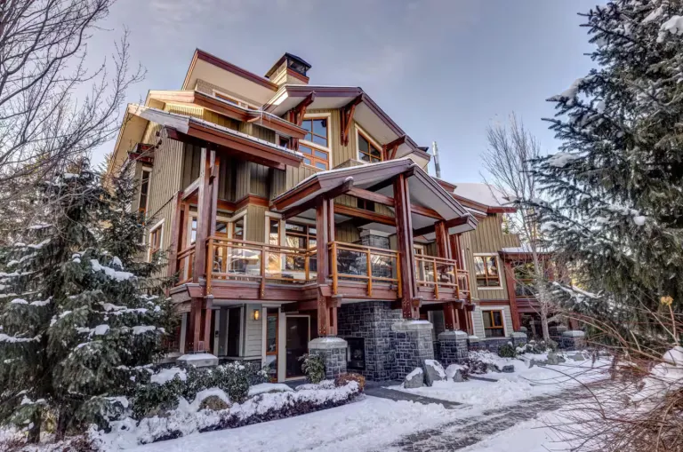 2026 Airbnb Chalets in Whistler for Snow Holidays 