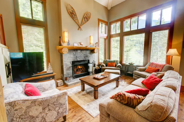 2026 Airbnb Chalets in Whistler for Snow Holidays 