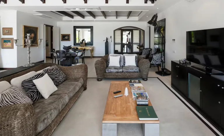 Best Luxury Airbnb Villas in Seychelles