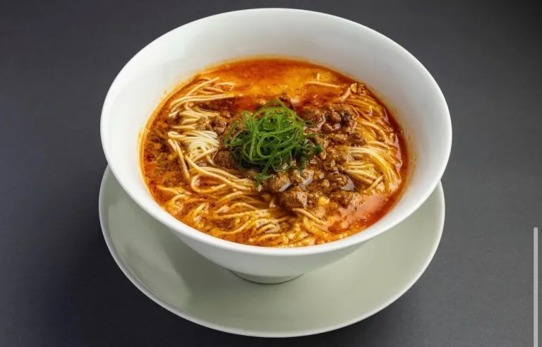 Signature tantanmen with spicy sesame broth and minced pork at Sosakumenkobo NAKIRYU in Tokyo.