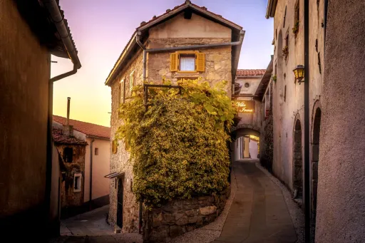 Image for article 8 Best Hidden Gem Airbnb Stays in Slovenia for Relaxing Getaways in 2026