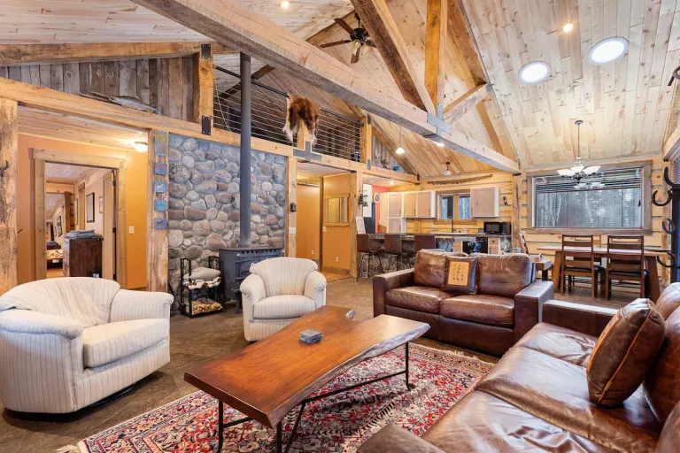  Airbnb Cabins in Montana