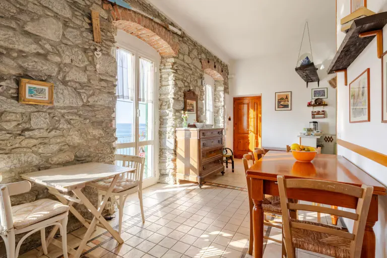 Airbnb Stays in Cinque Terre