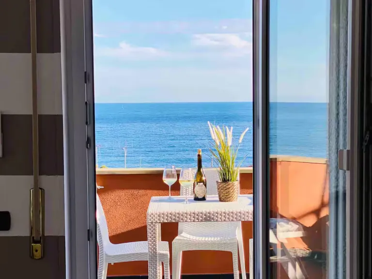 Airbnb Stays in Cinque Terre