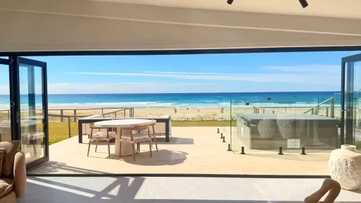 Image for article 8 Best 2026 Beachfront Airbnb Stays in Gold Coast, Australia