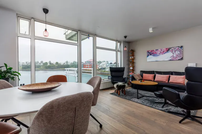 Airbnb in Reykjavik for Northern Lights experience