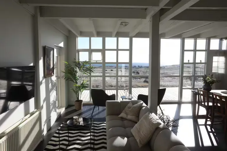 Airbnb in Reykjavik for Northern Lights experience