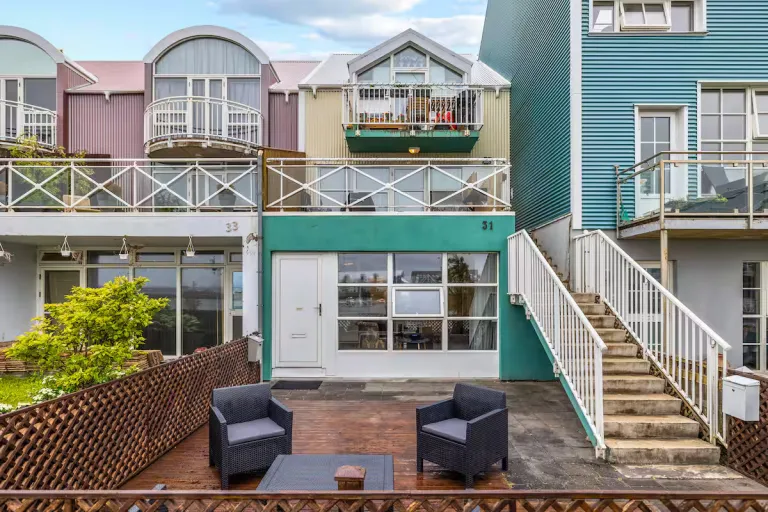 Airbnb in Reykjavik for Northern Lights experience