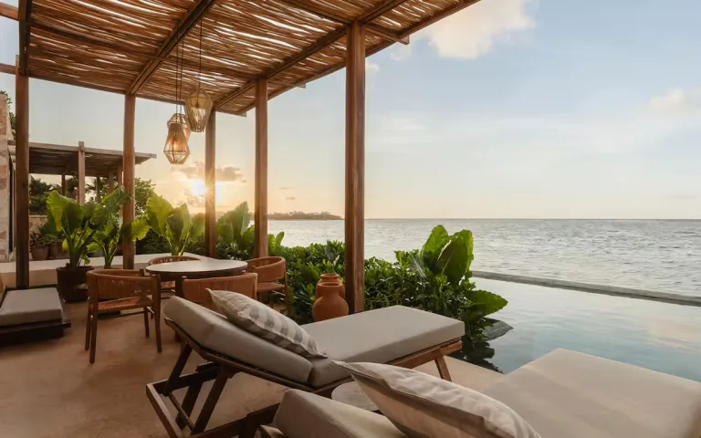 Airbnb in Tulum with private Cenote