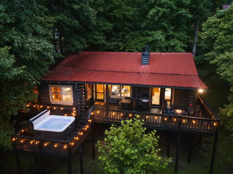 Mountain Airbnb Cabins in Blue Ridge Mountains
