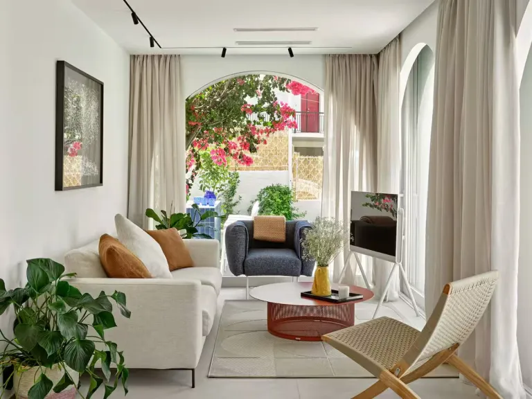 Airbnb Stays in Sicily, Italy with Sea Views