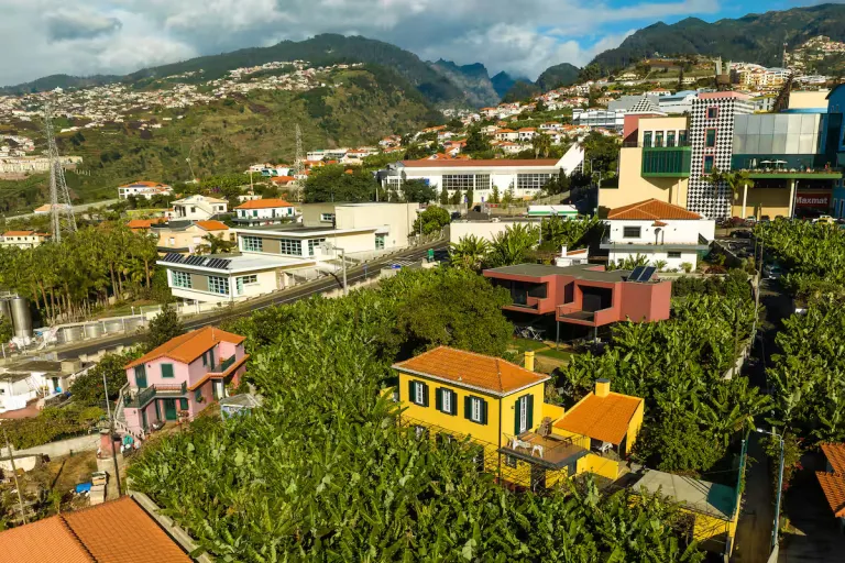 Best 2026 Airbnb Stays in Madeira Wine Region