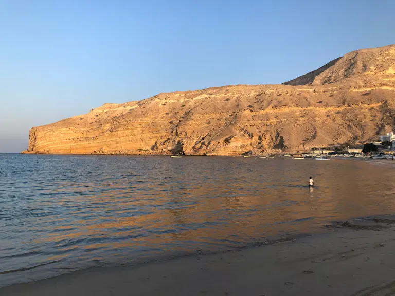 Best 2026 Airbnb Stays in Muscat, Oman with Beach Views