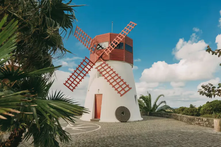 Best 2026 Airbnb Stays in Azores, Portugal for Nature Escapes