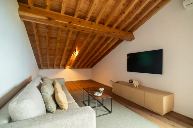Best 2026 Airbnb Stays in Azores, Portugal for Nature Escapes