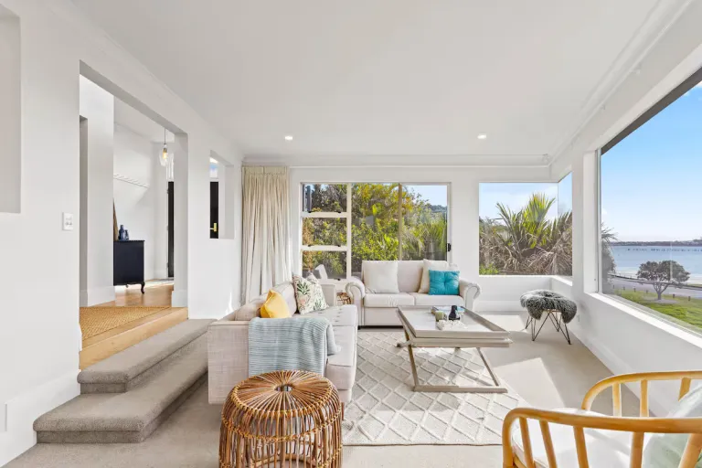 Best 2026 Airbnb Stays in Auckland, New Zealand with Harbour Views