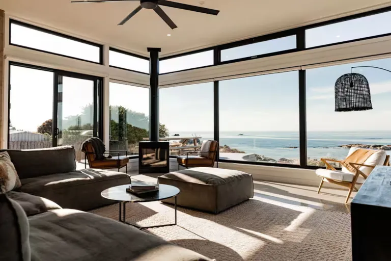 8 Best 2026 Airbnb Stays in Tasmania, Australia for Wilderness Retreats