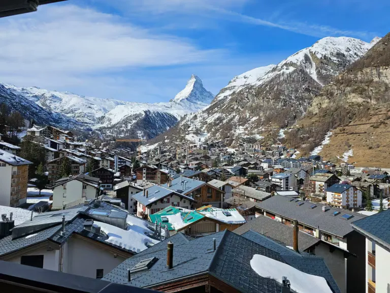 8 Best 2026 Airbnb Stays in Zermatt, Switzerland with Matterhorn Views