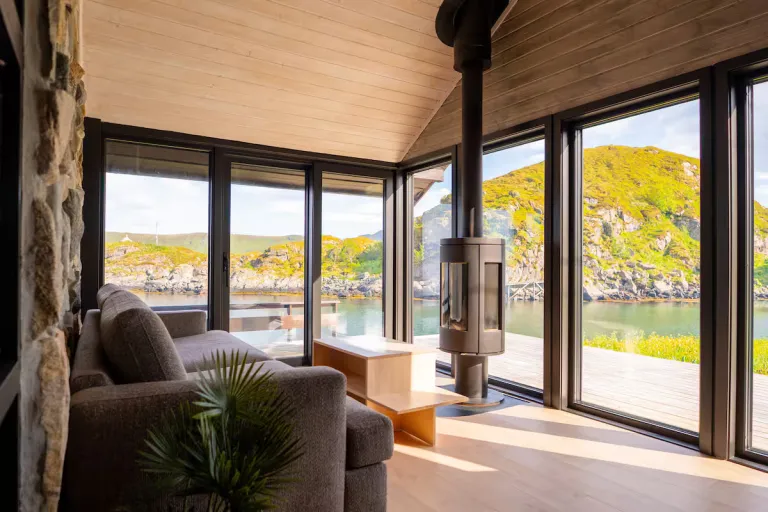 Best 2026 Airbnb Stays in Lofoten Islands, Norway with Fjord Views