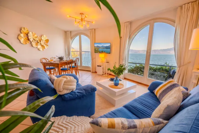 Best 2026 Airbnb Stays in Lake Geneva, Switzerland with Waterfront Views	