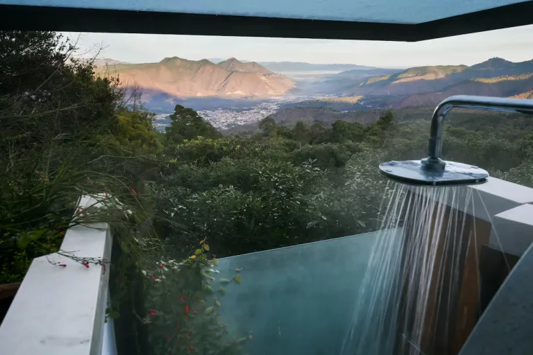 8 Best 2026 Airbnb Stays in Antigua, Guatemala with Volcano Views