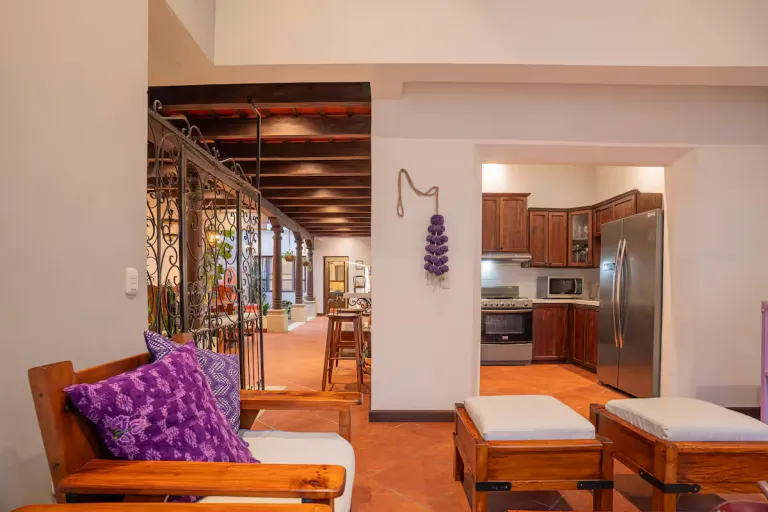 8 Best 2026 Airbnb Stays in Antigua, Guatemala with Volcano Views
