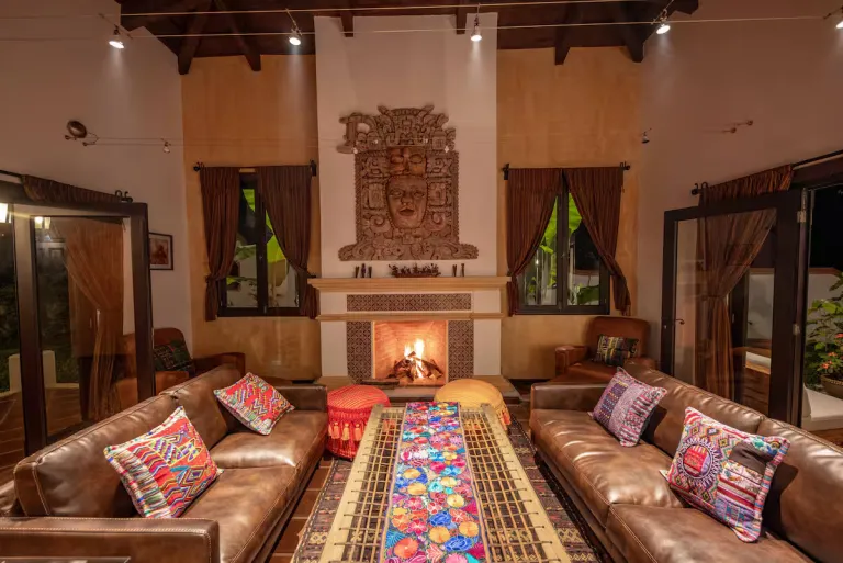 8 Best 2026 Airbnb Stays in Antigua, Guatemala with Volcano Views