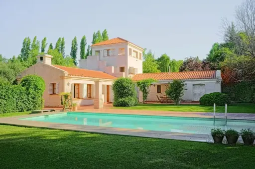 Image for article Best 2026 Airbnb Stays in Mendoza, Argentina for Wine Lovers		