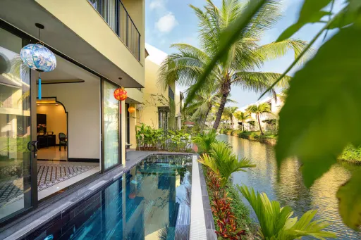 Image for article Best 2026 Airbnb Stays in Hoi An, Vietnam for Riverside & Cultural Stays