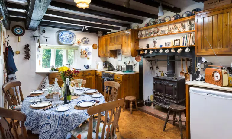 8 Best 2026 Luxury Airbnb Stays in Lake District, England for Scenic Escapes