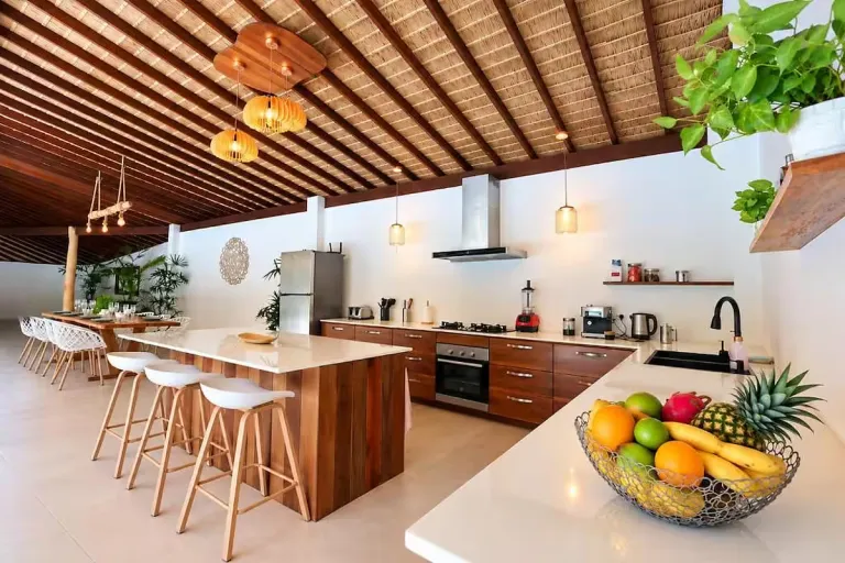 8 Best 2026 Airbnb Villas in Koh Phangan, Thailand for Tropical Getaways