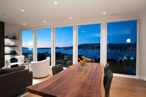 Image for article 8 Best 2026 Luxury Airbnb Stays in Vancouver, Canada with Mountain & Ocean Views