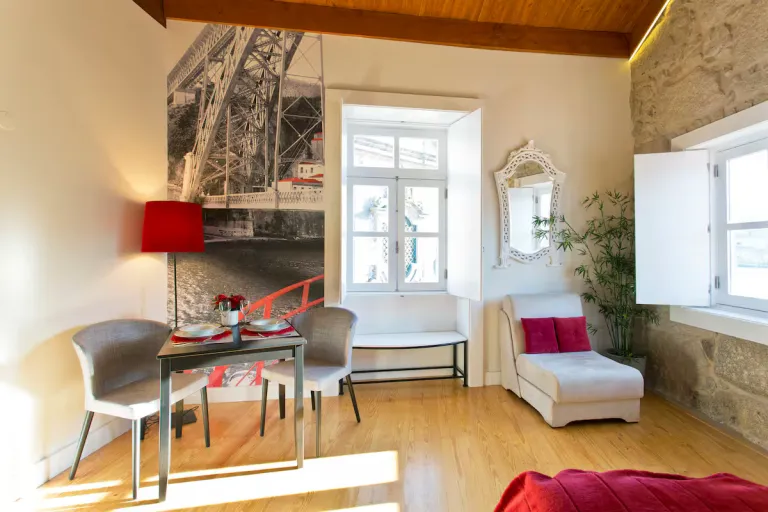 Best 2026 Airbnb Stays in Porto, Portugal for Romantic City Breaks