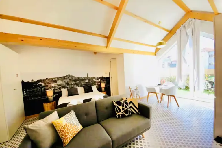 Best 2026 Airbnb Stays in Porto, Portugal for Romantic City Breaks